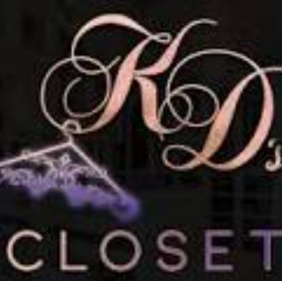 Meet your Posher, Kim - Picture 3 of 14